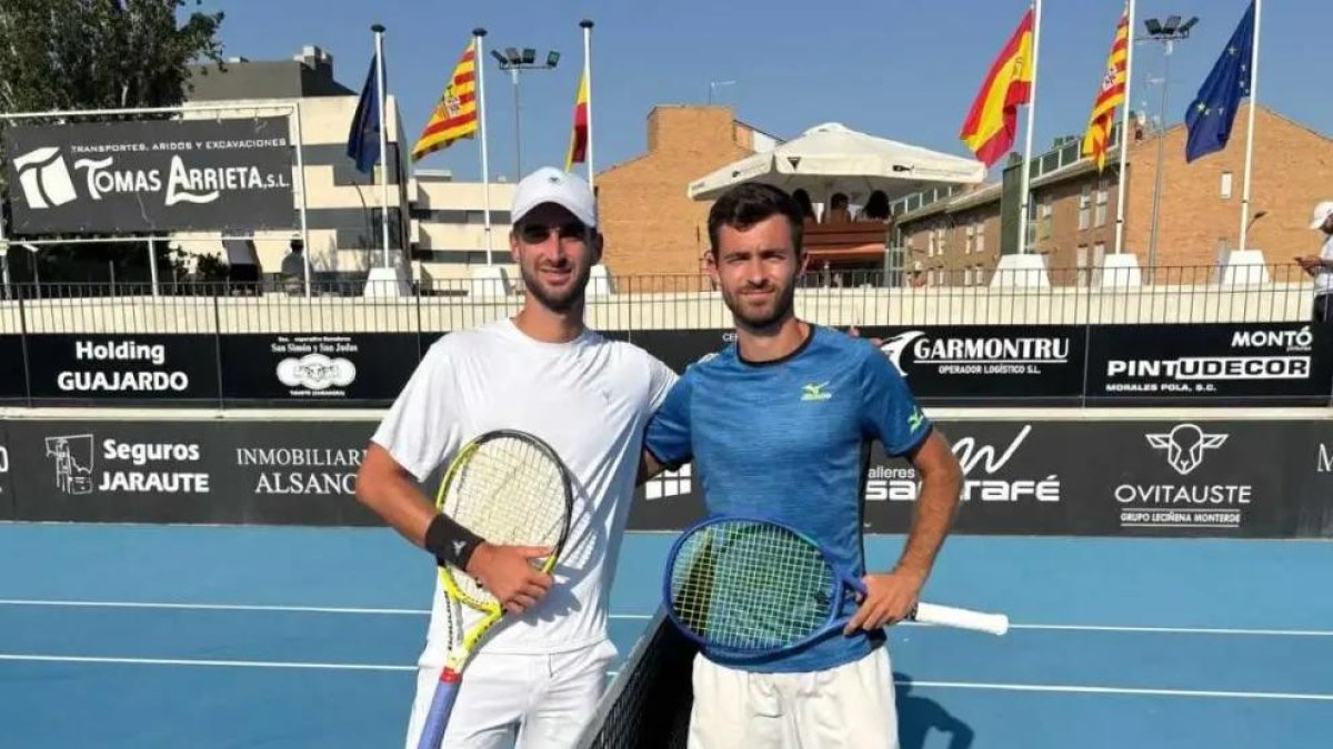 Cuartos de final contra Maxwell McKennon.