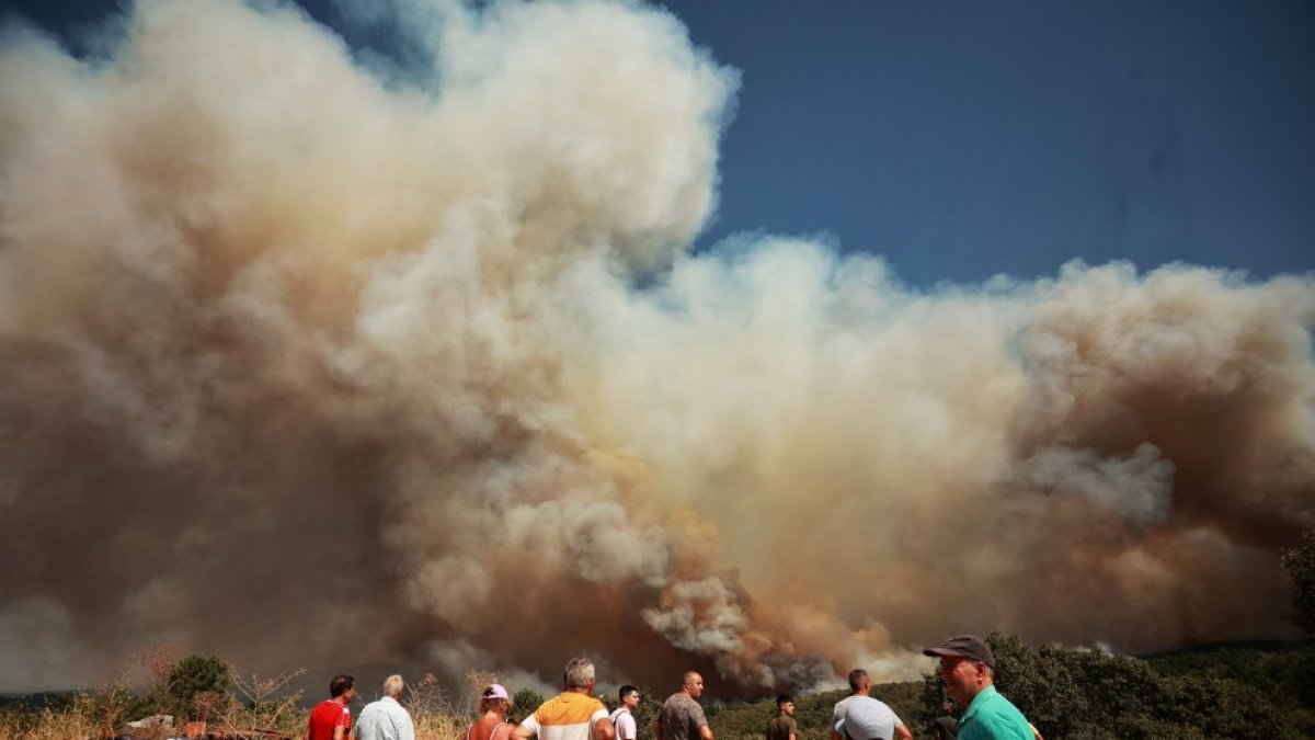 Incendio forestal cercano a la población de El Payo (Salamanca) de nivel 2.