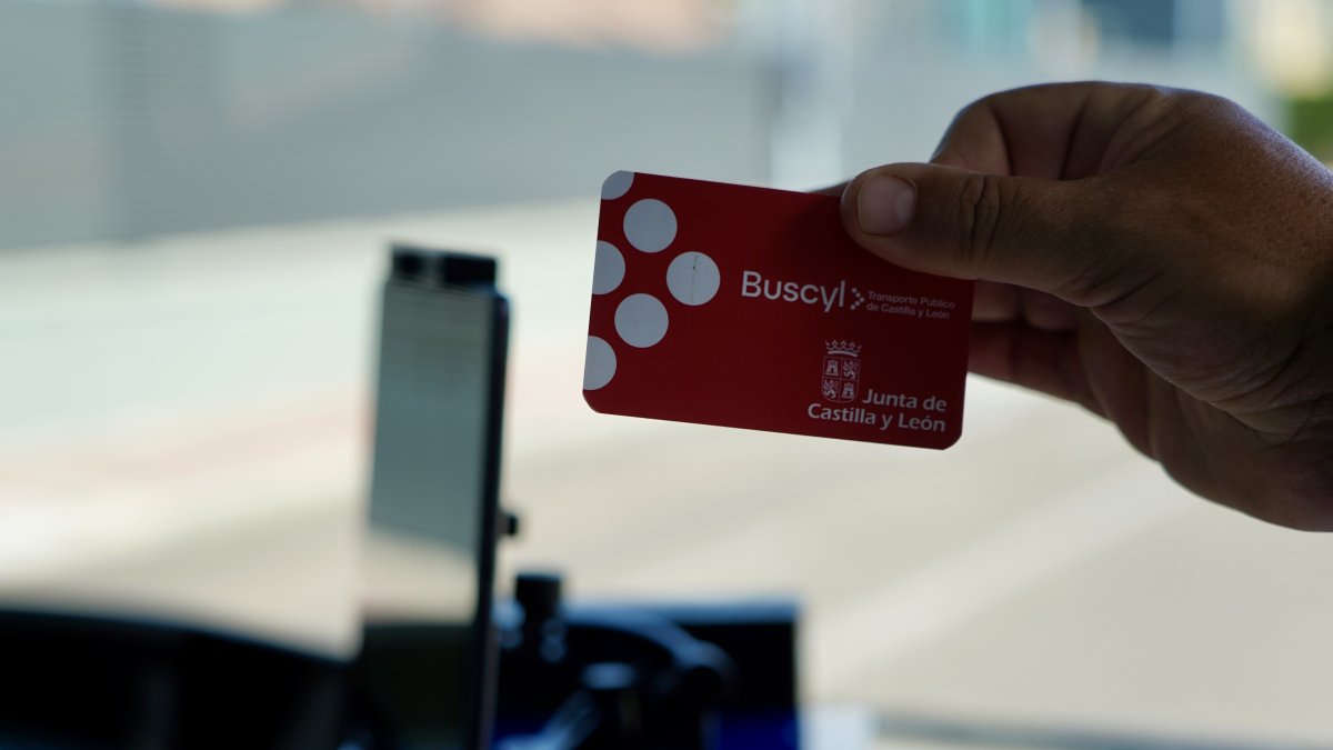 Uso del transporte gratuito para empadronados en Castilla y León con Buscyl
