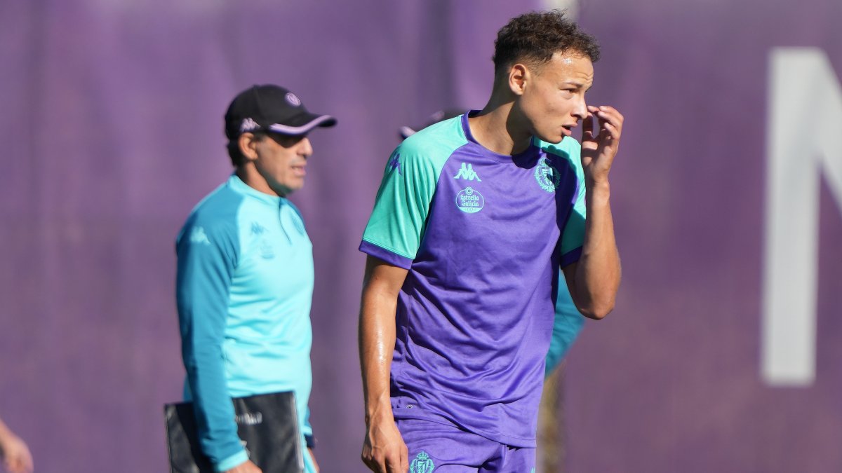 Lachuer, en su primer entrenamiento con el Real Valladolid.