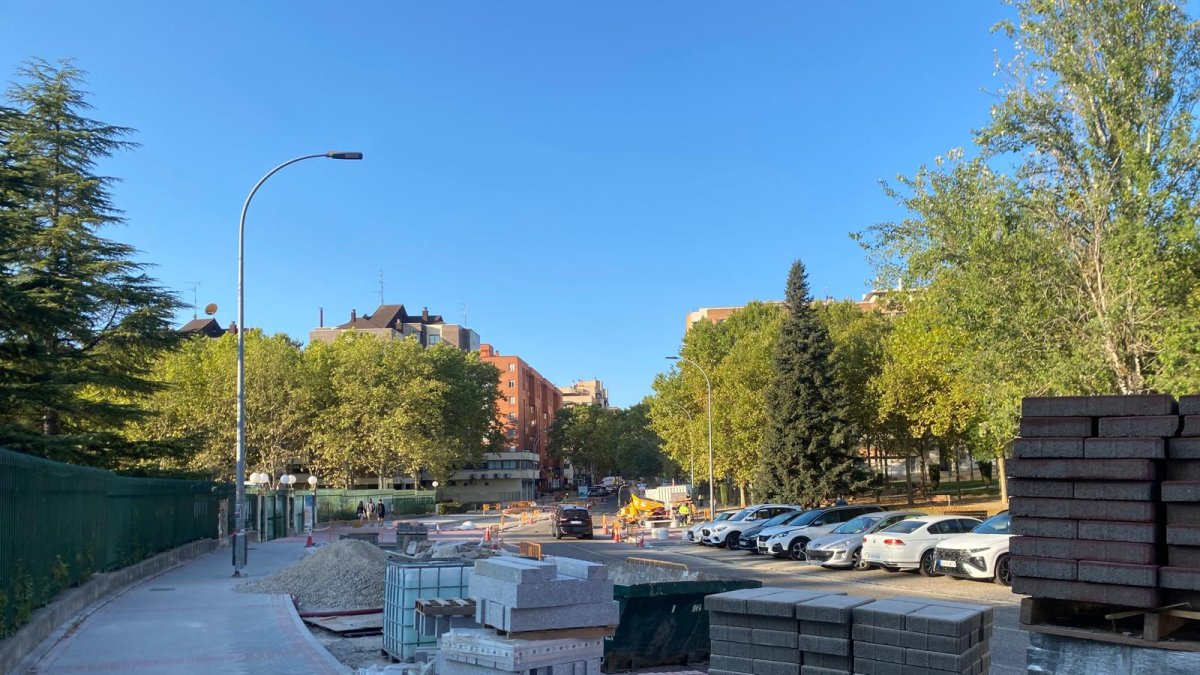 Obras en el entorno del colegio Tierno Galván