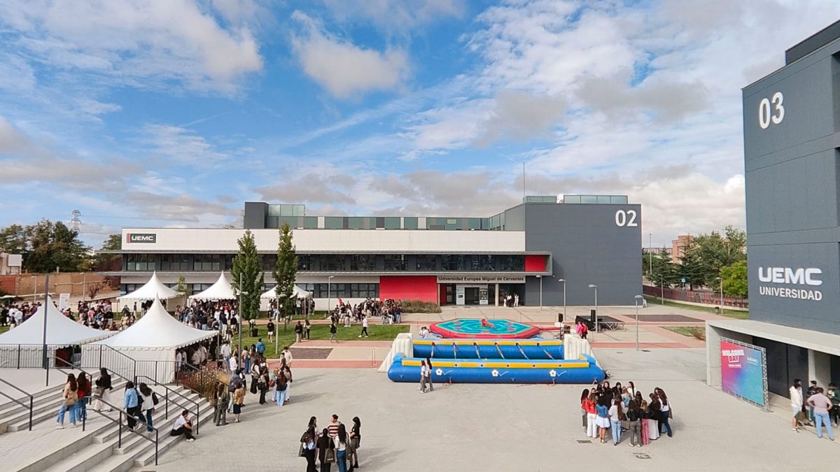 Nuevos estudiantes de la UEMC en el Welcome Day 2025