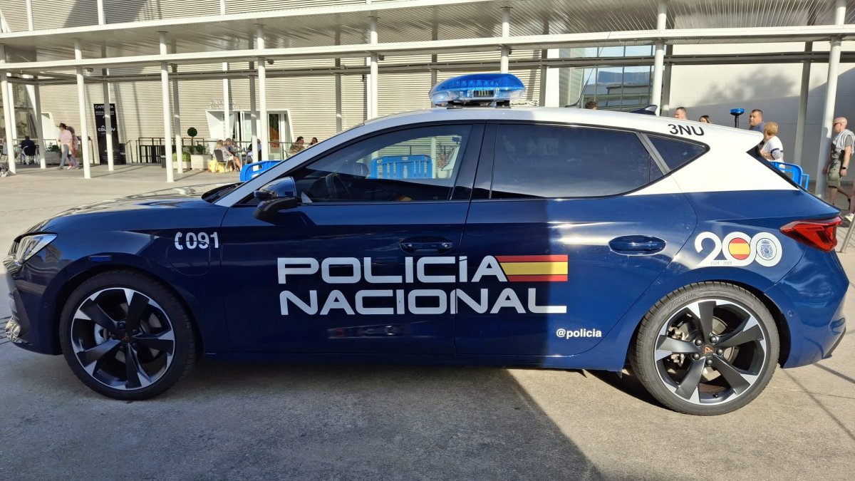 Vehículo de la Policía Nacional en una imagen de archivo.