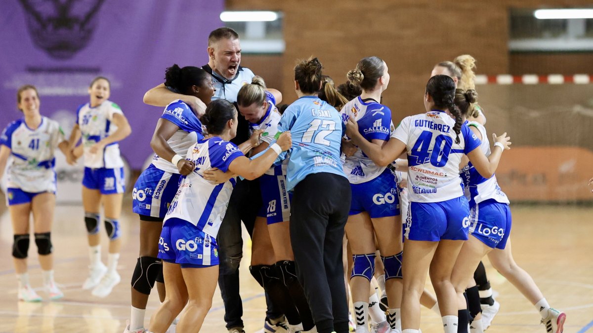 El Aula celebra el empate logrado in extremis en Málaga.