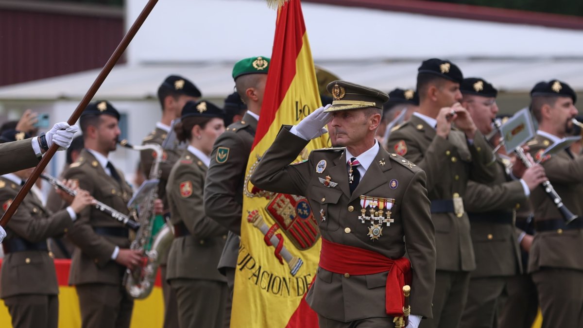 Jura de bandera para personal civil en Santovenia de Pisuerga (Valladolid).