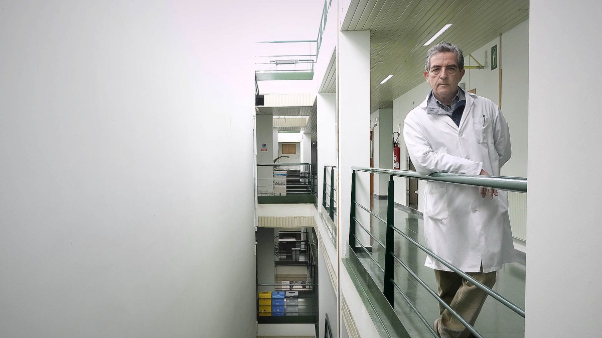 José Juan García Marín, director del Departamento de Fisiología y Farmacología de la Usal y jefe del grupo HEVEPHARM.