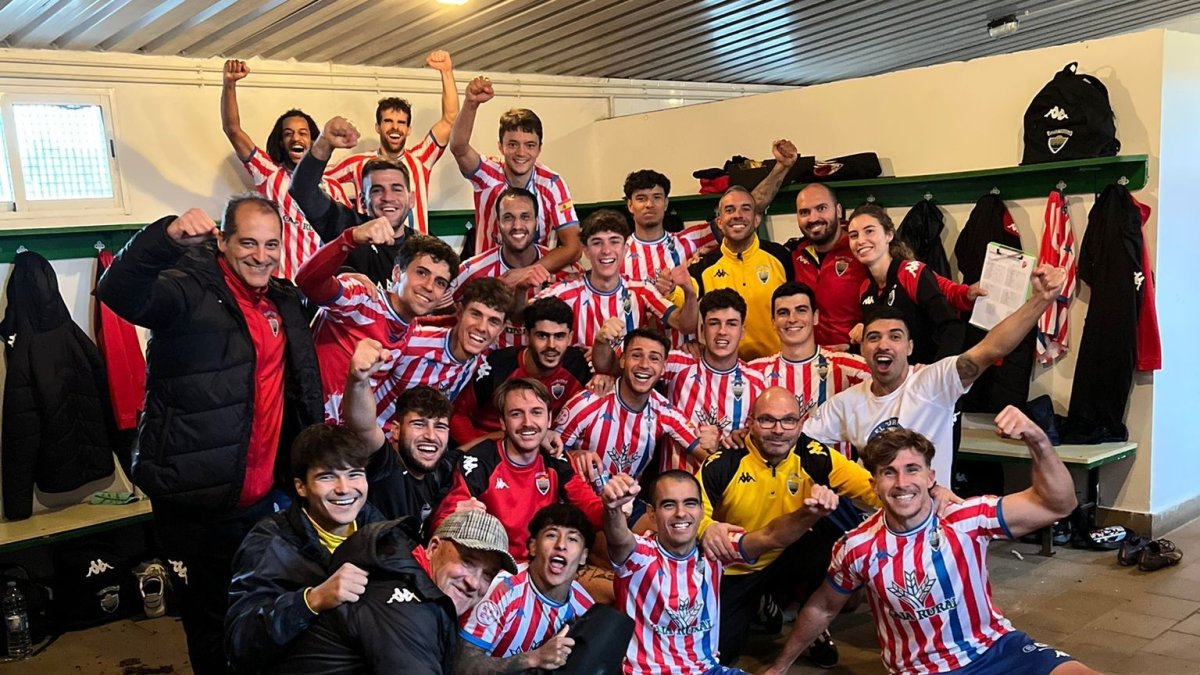 El Tordesillas celebra su último triunfo.