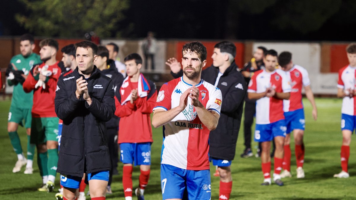 Atlético Tordesillas - Burgos de la primera ronda de Copa del Rey en Las Salinas.