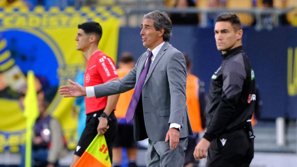 Guillermo Almada, durante el partido ante el Cádiz.