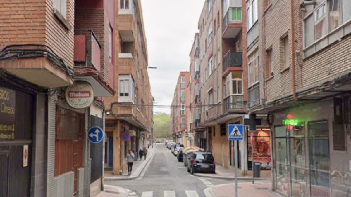 Calle Olmedo del barrio de Las Delicias de Valladolid.