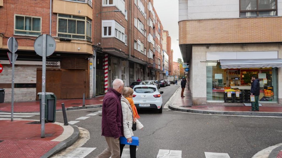 La calle Carmelo, al fondo, en el barrio de Las Delicias.