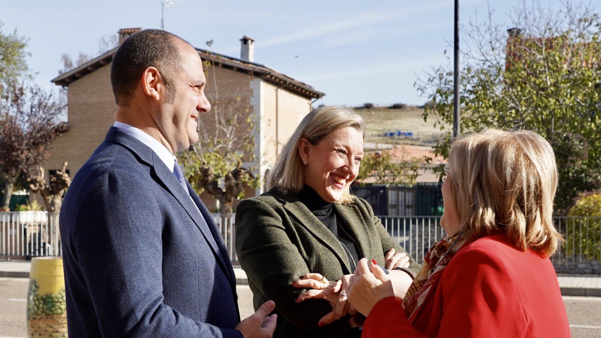 Isabel Blanco, inaugura el I Encuentro ''Mujeres y vino. Su papel en la mejora de la calidad'.