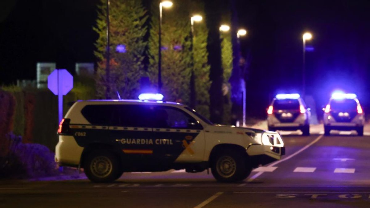 La policía mantiene cerrado el acceso al parque de Boecillo en Valladolid tras la fuga química.