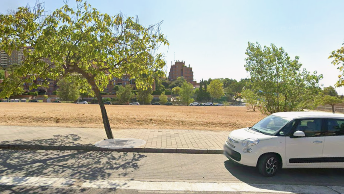Uno de los solares de la calle Martín Santos Romero en Parquesol.