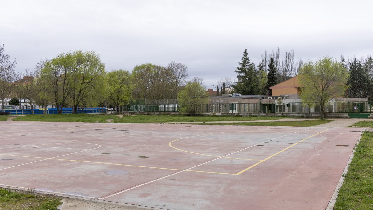 Terrenos cerca del colegio Miguel Delibes para construir el nuevo polideportivo