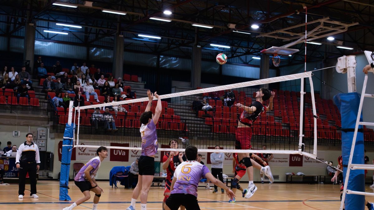 Una imagen en el duelo jugado ante CV Vigo.