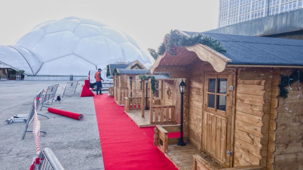 Poblado navideño de la Cúpula del Milenio.