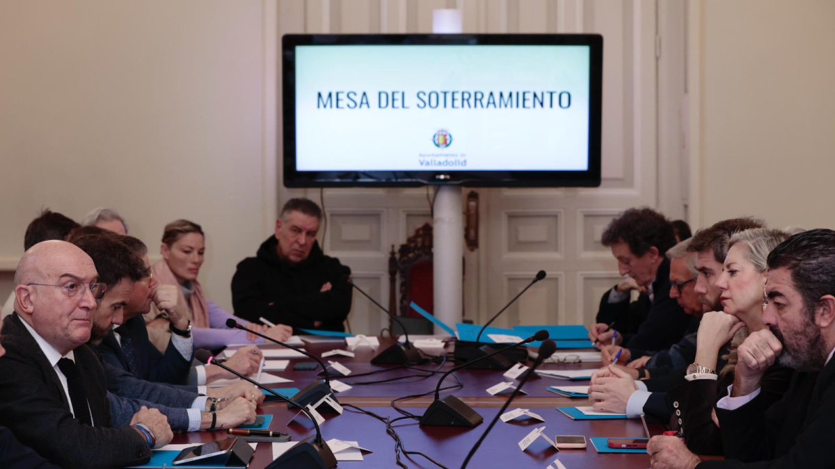 Reunión de la Mesa del Soterramiento en Valladolid.