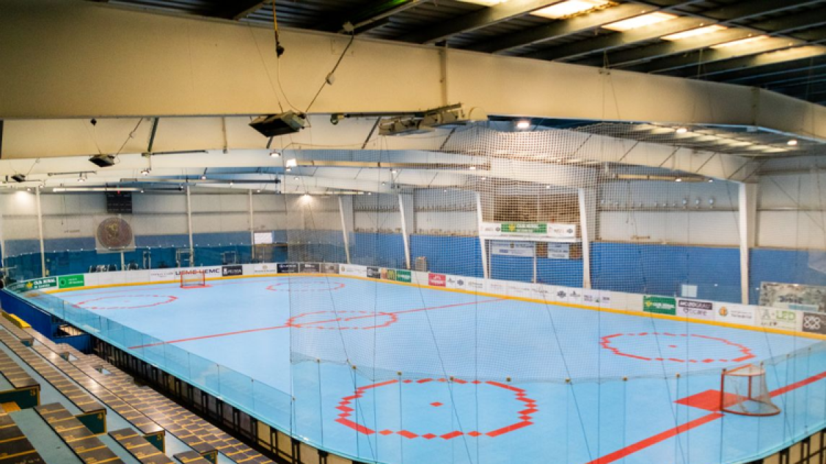 Imagen del remozado polideportivo Hockey Canterac.