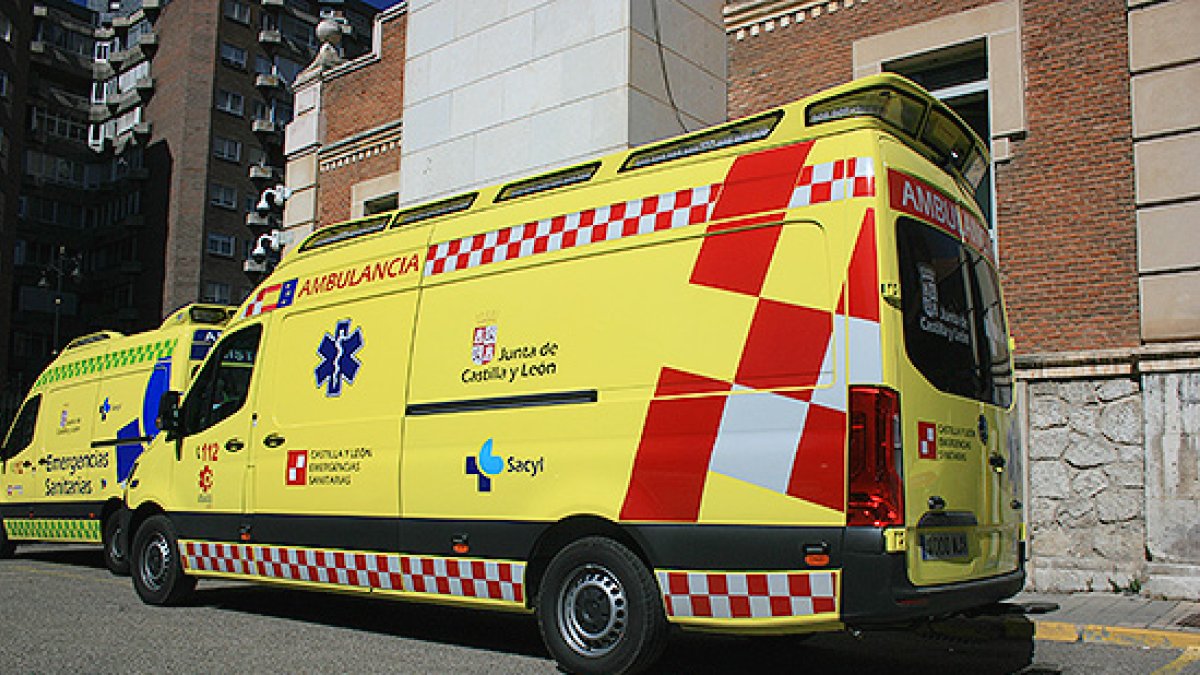 Ambulancia en las instalaciones de Hospital Militar.