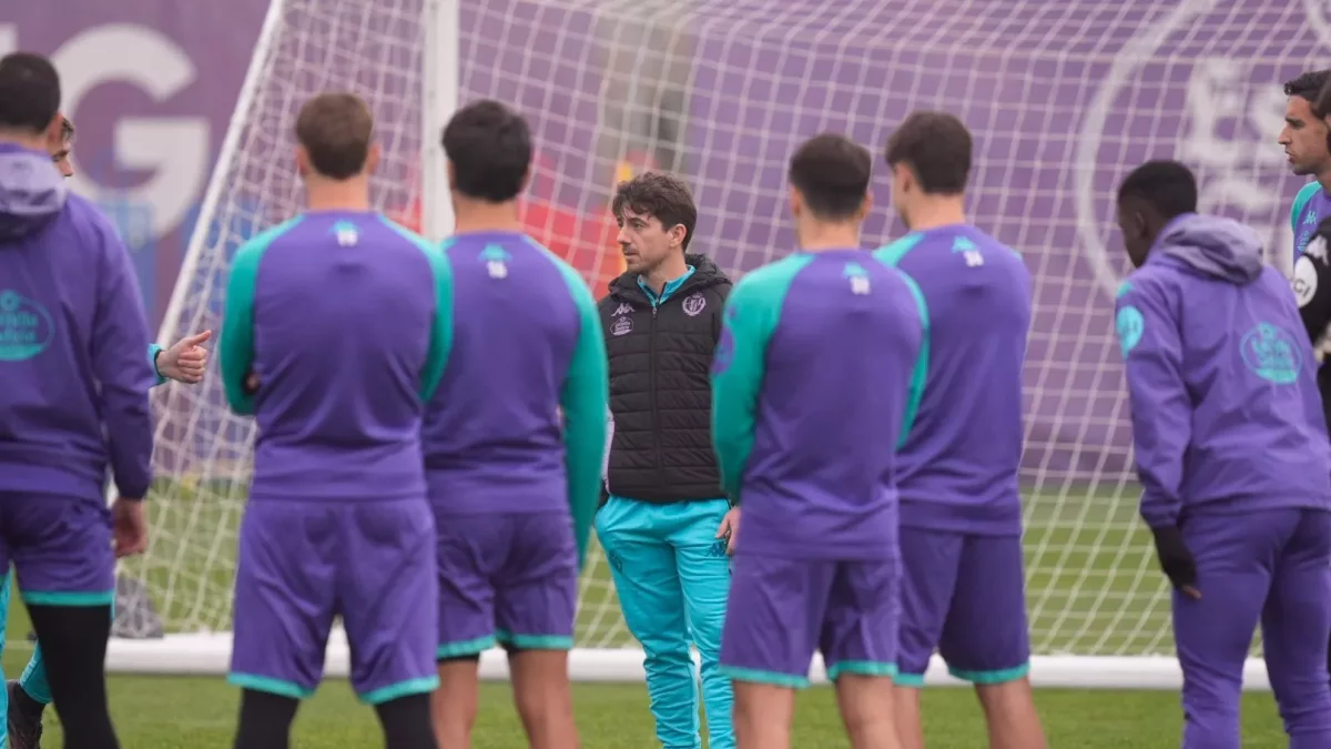 Sisi, durante su primer entrenamiento al frente del equipo blanquivioleta.