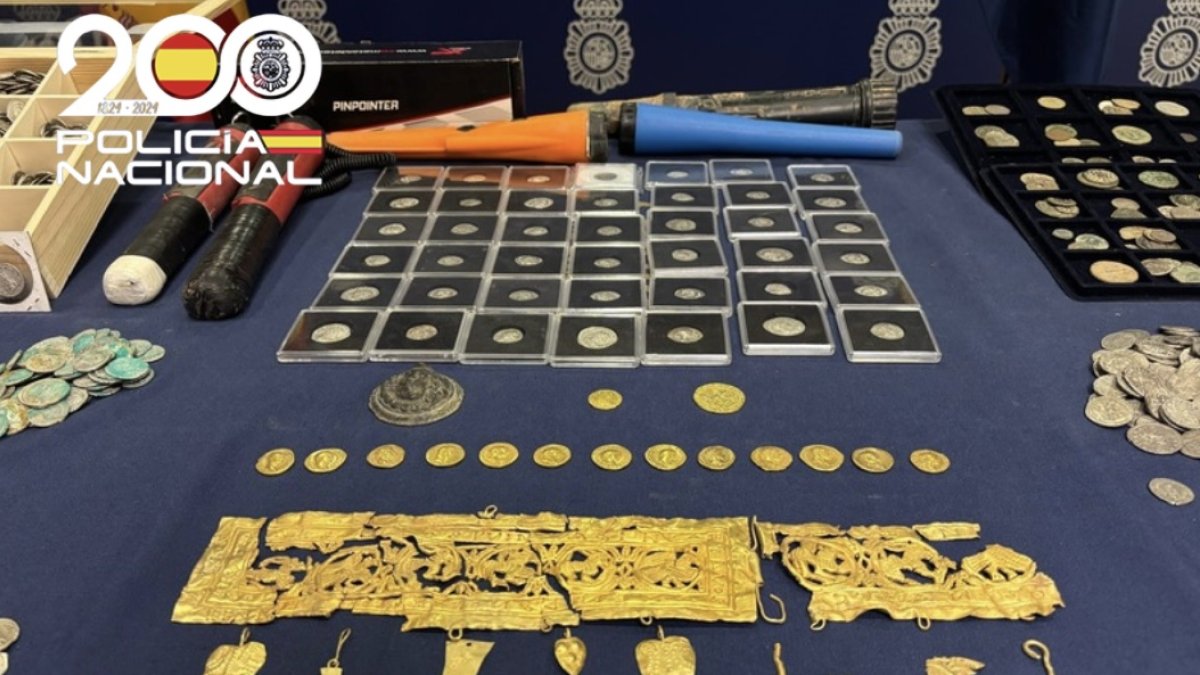 Objetos del grupo criminal intervenidos por la Policía Nacional