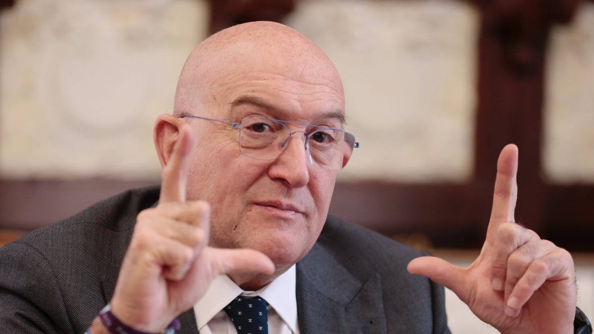 El alcalde de Valladolid, Jesús Julio Carnero.