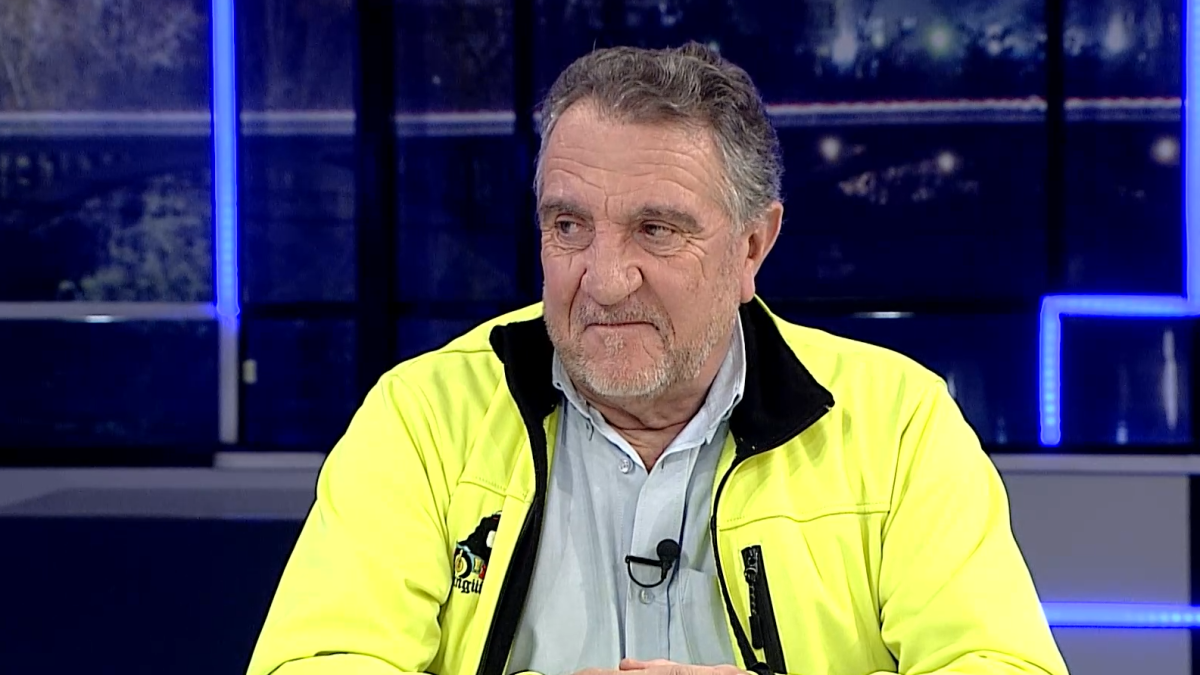 El coordinador general del Club Turismoto, José Manuel Navas, durante su intervención en La Quinta Esquina