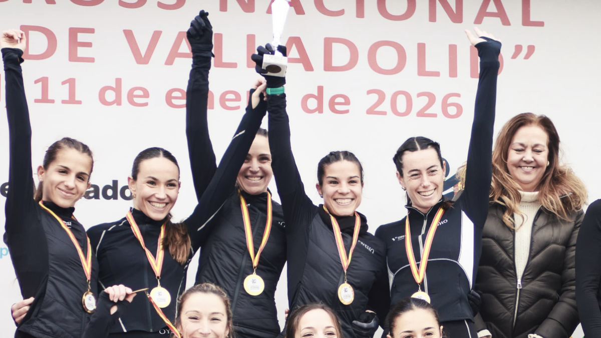 Equipo femenino del Vicky Foods, vencedor de Castilla y León.