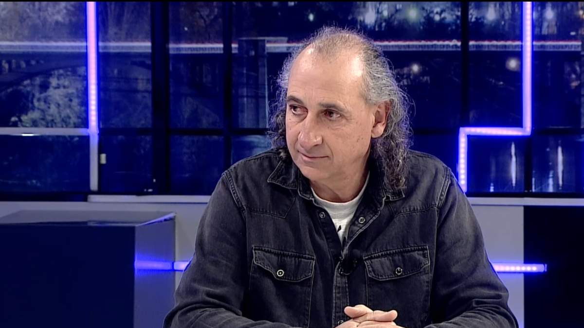 Jesús Manuel González Palacín, Coordinador de la Unión de Campesinos de Castilla y León (UCCL), durante su intervención en La Quinta Esquina. 