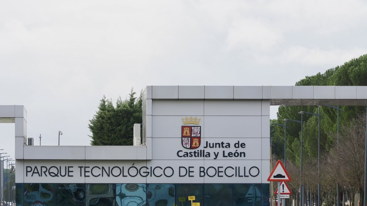 Acceso principal al parque tecnológico de la localidad vallisoletana de Boecillo.