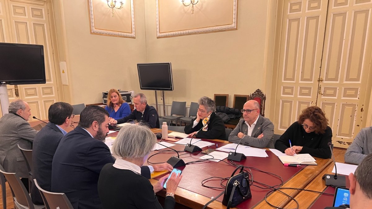 Reunión de la comisión en el Ayuntamiento de Valladolid
