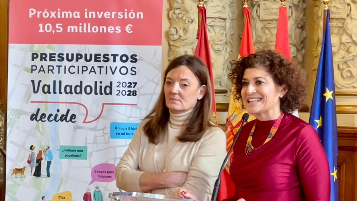 La concejala de Participación Ciudadano y Deportes, Mayte Martínez durante la valoración de los presupuestos participativos