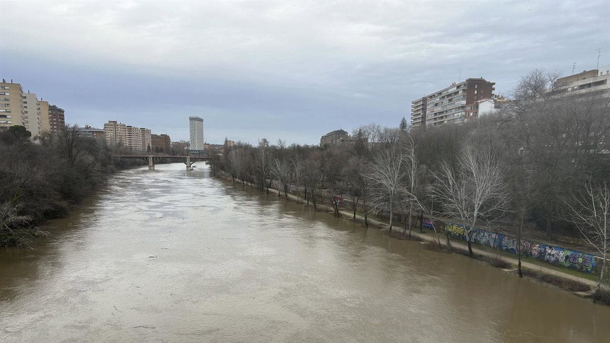 El río Pisuerga a su paso por Valladolid capital el 29 de enero de 2026.