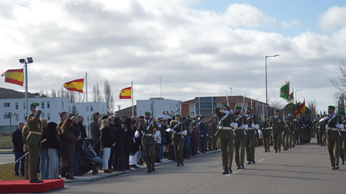 Ceremonia Militar Anual de las unidades de la Brigada Logística en la base militar “El Empecinado”, Santovenia de Pisuerga (Valladolid)