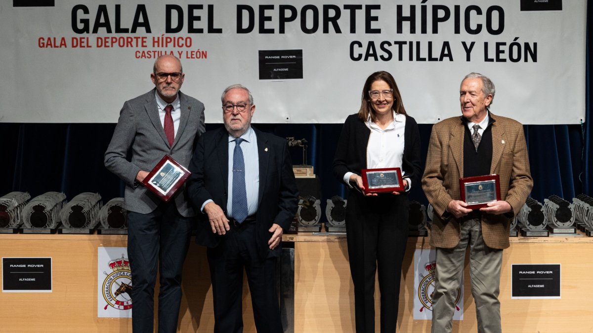 Homenaje a Juan Carretero , Miguel Morales y Aberto Fernandez Cuesta.