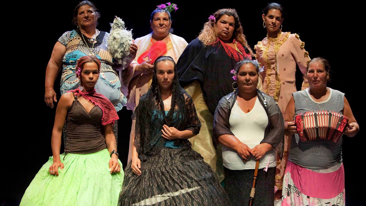 Mujeres de El Vacie en 'La casa de Bernarda Alba'