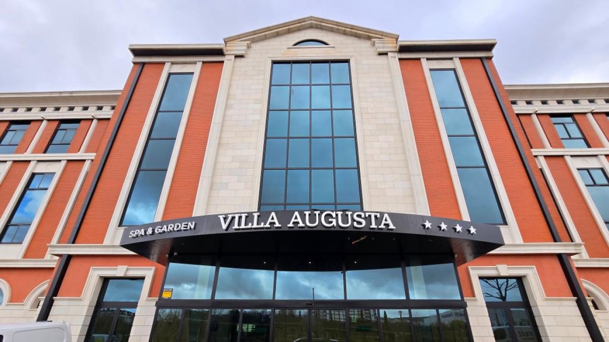 Villa Augusta, antiguo Hotel La Vega.