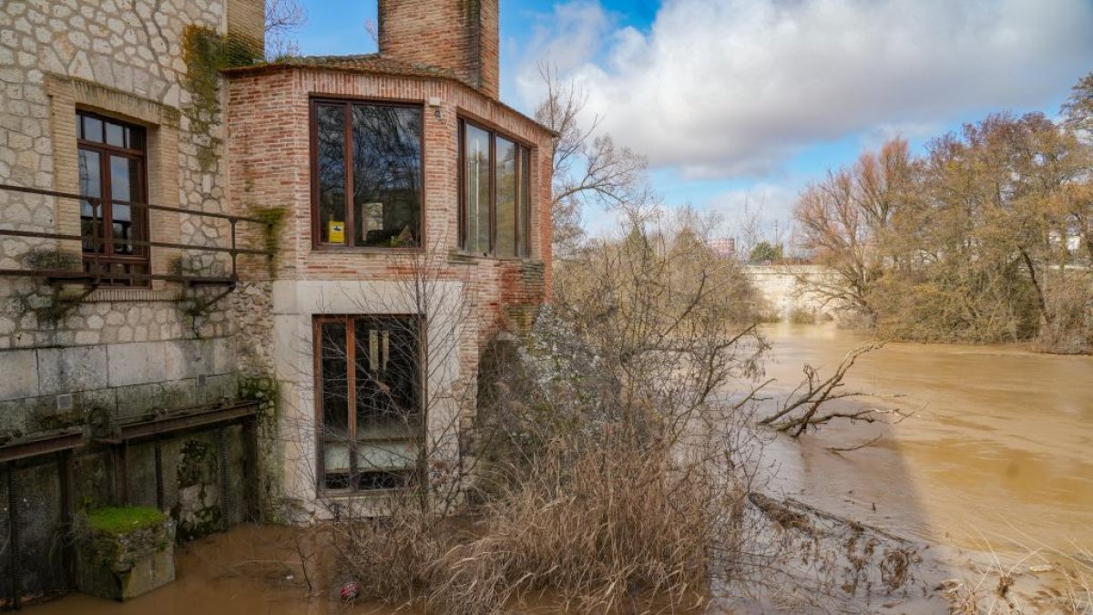 Hotel inundado en Quintanilla de Onésimo.