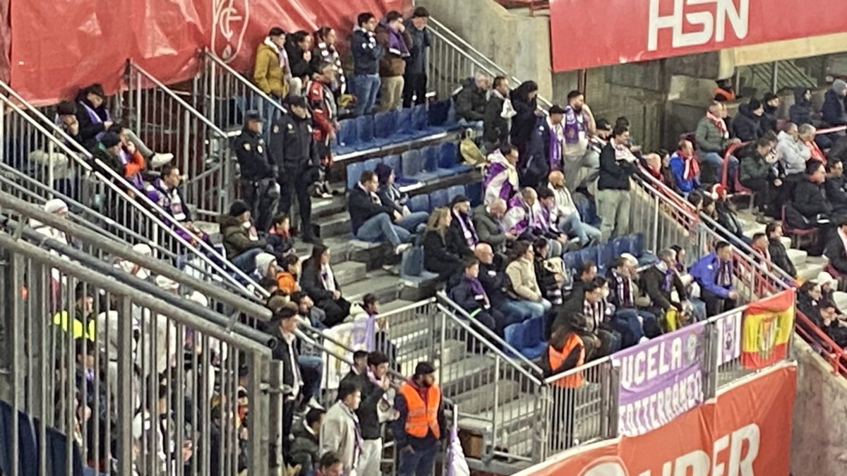 Aficionados de Real Valladolid en Garnada.