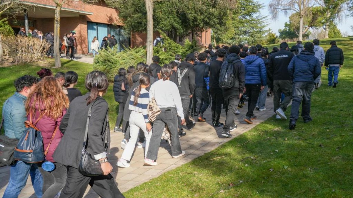 Funeral de Juan Esteban Rubio en el tanatorio de Las Contiendas.
