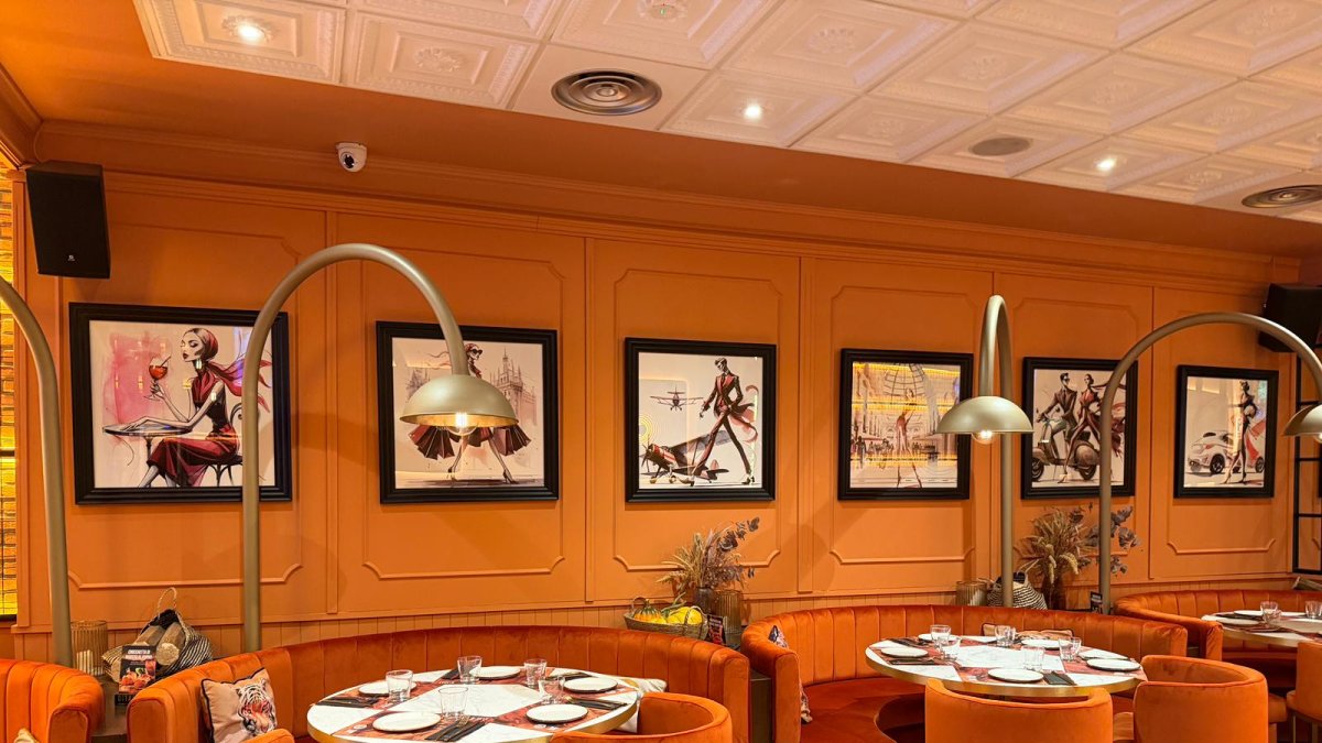 Parte de la sala del comedor renovado del restaurante Ditaly Valladolid