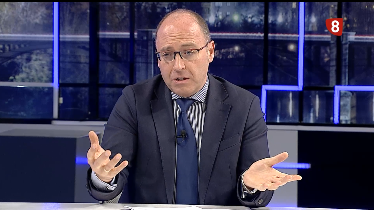 Francisco Javier de Frutos durante su intervención en La Quinta Esquina