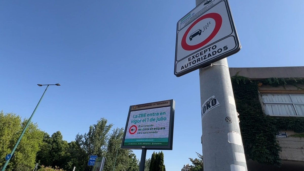 Señal de Zona de Bajas Emisiones.