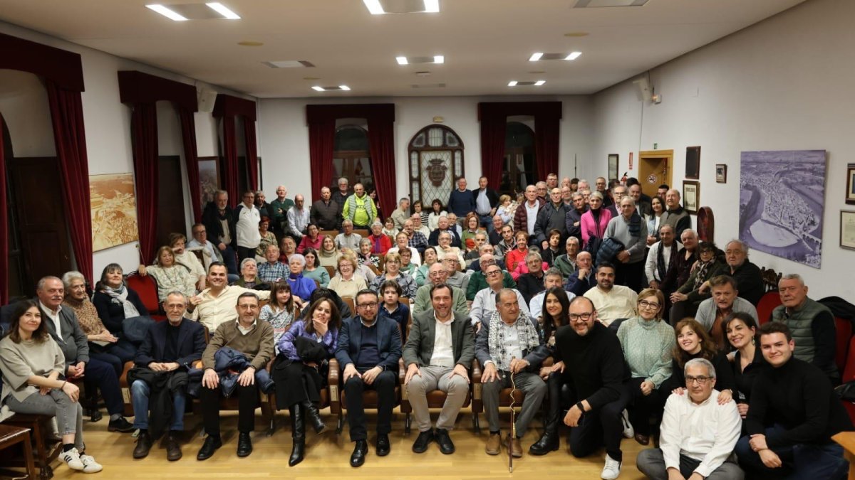 Tudela de Duero rindió homenaje a su primer alcalde democrático: Carlos Palomo