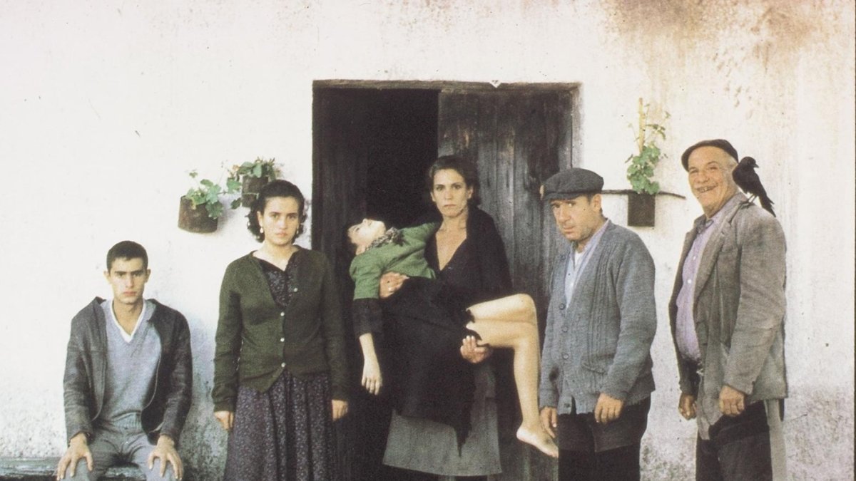 Un fotograma de 'Los santos inocentes'