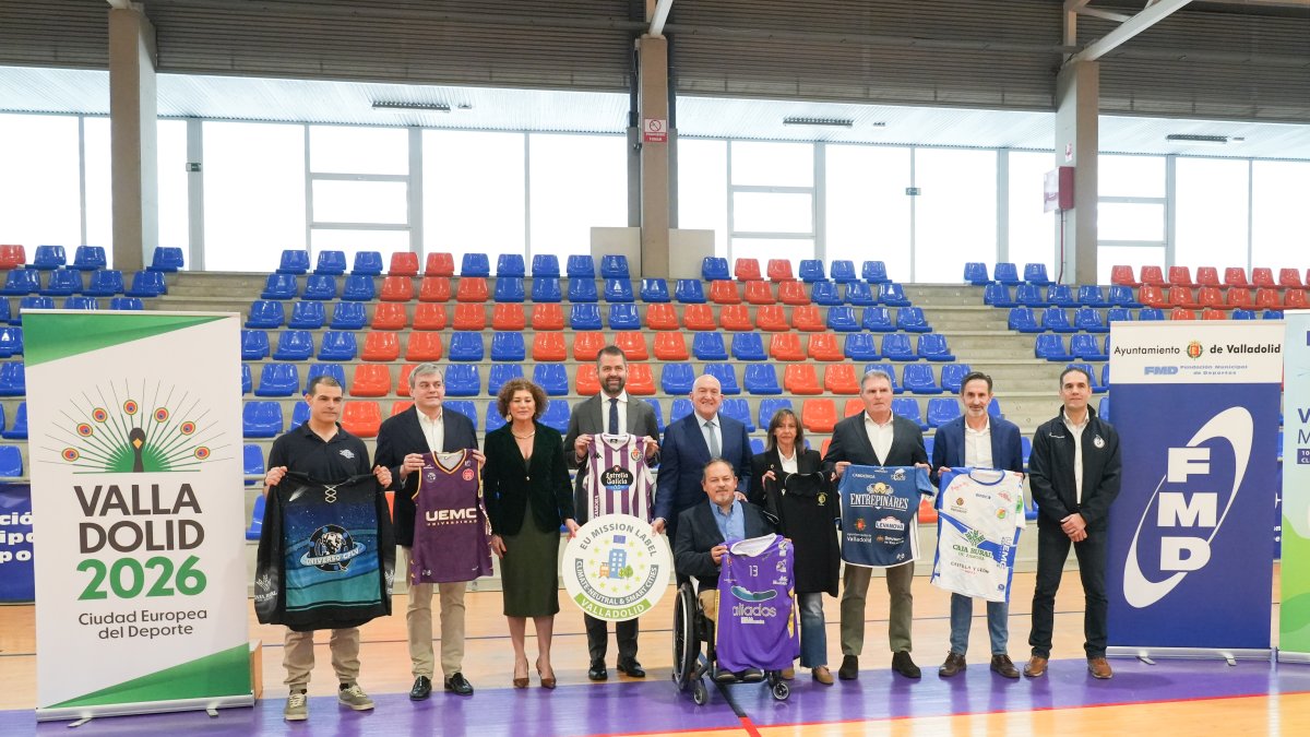 Presentación de la asociación Conexión Deporte Valladolid, con los clubes deportivos de Valladolid.