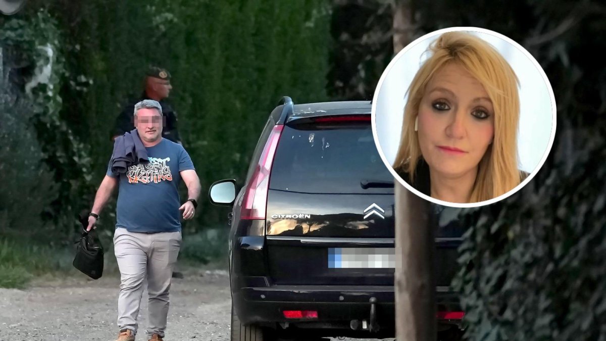 Óscar sale del último registro a su antiguo chalet. En la imagen enmarcada, Verónica Guerrero, la nuveva abogada de la familia López de la Rosa.