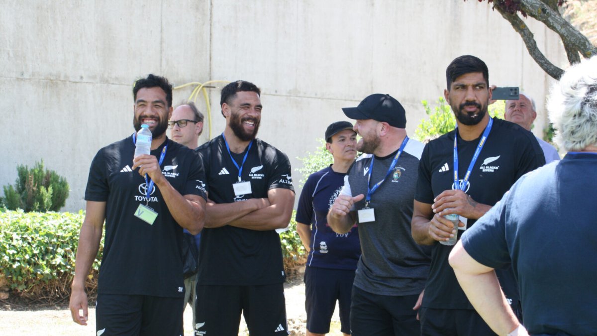 Los All Blacks Seven visitan el Centro Penitenciario de Villanubla.