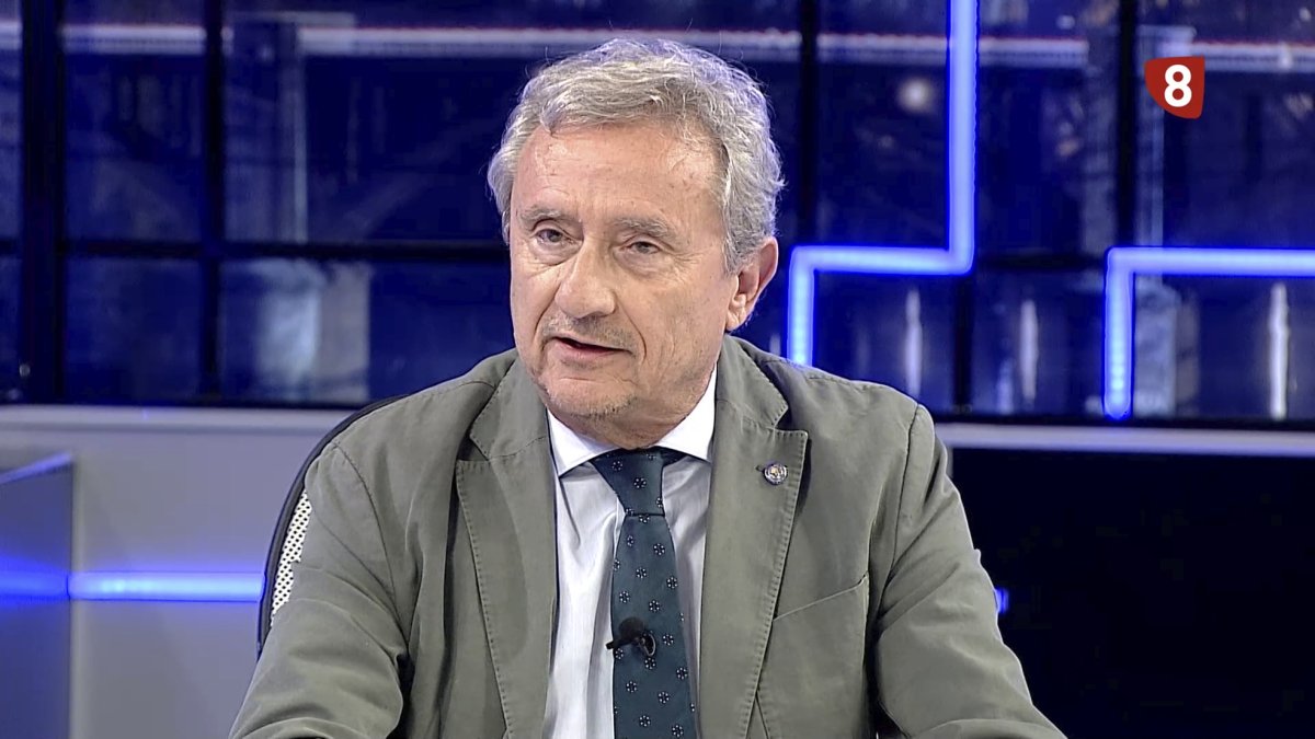 José Luis Almudí, presidente del Colegio de Médicos de Valladolid en La Quinta Esquina